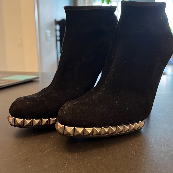 Stuart Weitzman suede booties with silver studs! - Picture 3 of 7